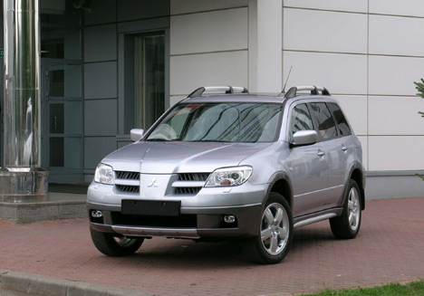 mitsubishi-outlander-taxi-kiev.jpg